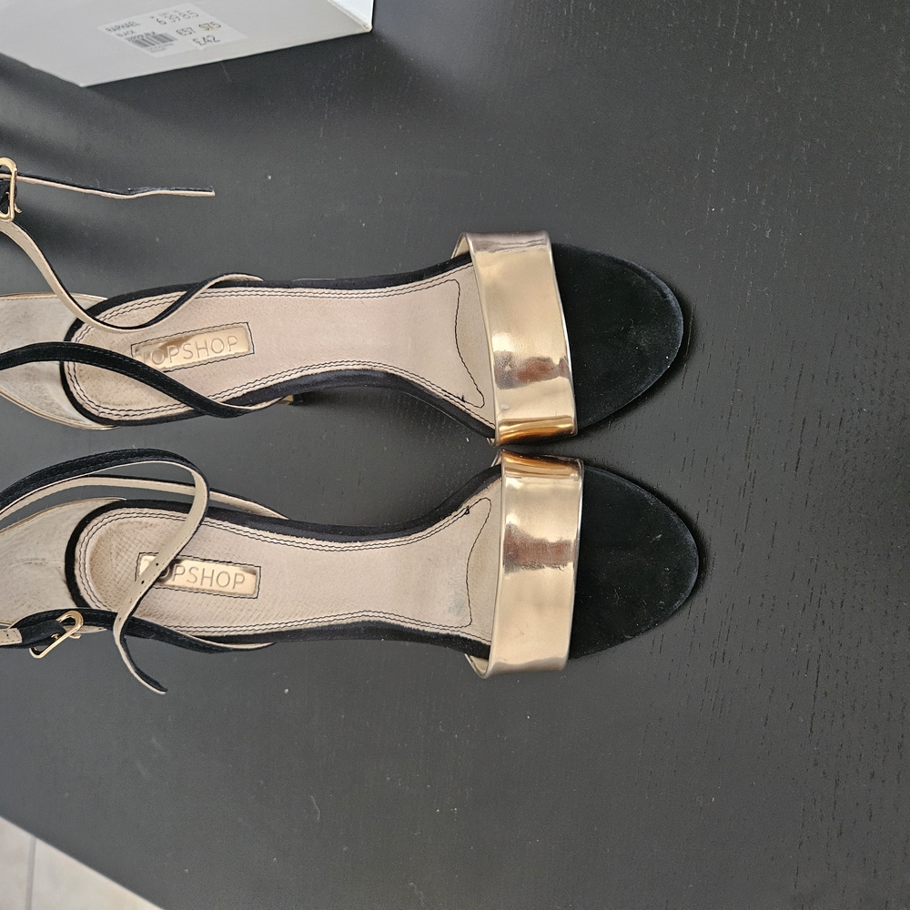 Topshop Black and Gold Women's Sandals